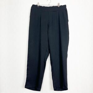 Lolë‎ Women’s Athleisure Black Pants Size Small Four Pockets